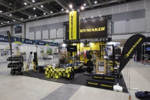 木工造作でデザイン性の高いブース｜10小間の展示会ブースデザイン・施工事例